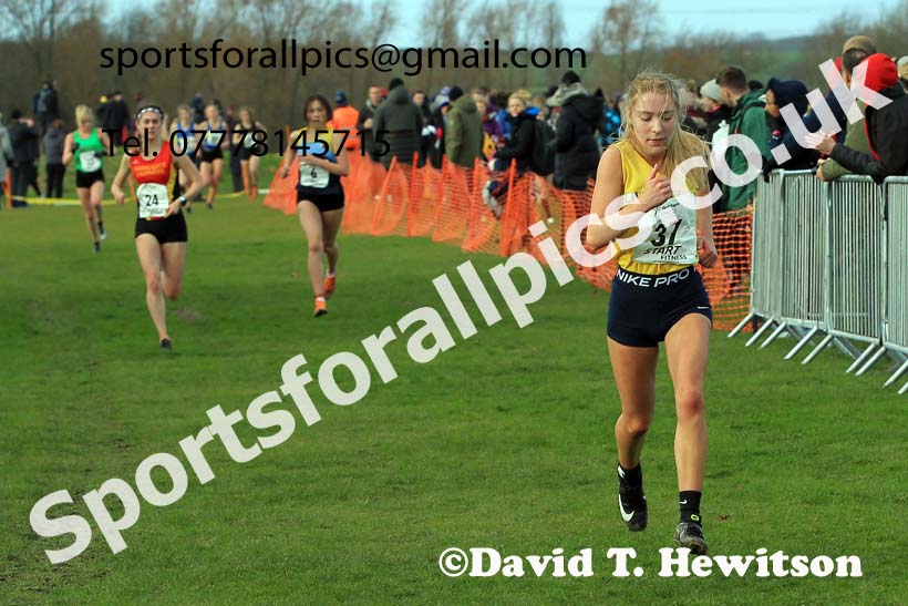 Womens under-20s 2022 Northern Cross Country Champs., Pontefract. Photo: David T. Hewitson/Sports for All Pics